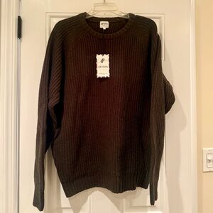 Artisan Women’s Dark Green Wool Sweater